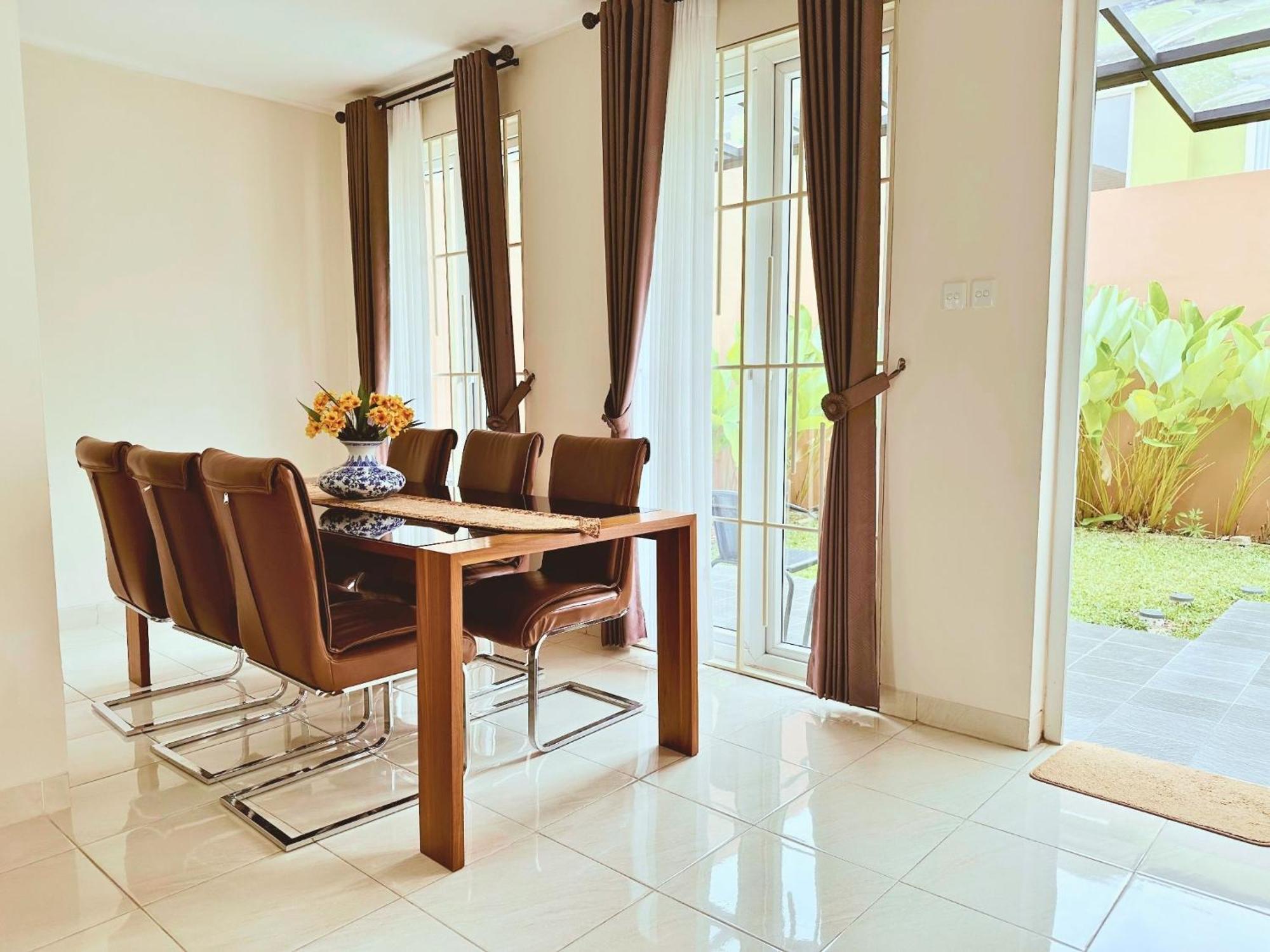Blessimore Springhill 4Br Palembang Dış mekan fotoğraf